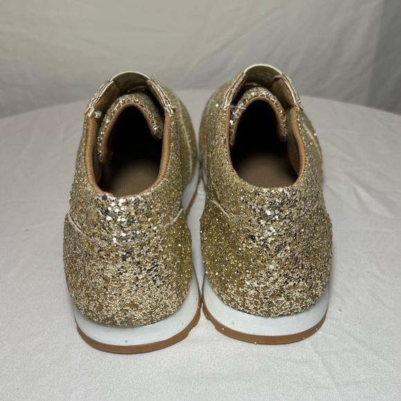 Gold Glitter Tennis Shoes/Sneakers - NWOT - Picture 4 of 10